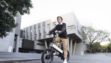 Acer presenta ebii, su bicicleta eléctrica impulsada por IA