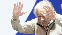 José Mujica dijo que el Gobierno congeló los salarios por 40 meses y desde el oficialismo le respondieron