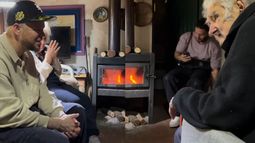 José Mujica recibió en su chacra a Residente.