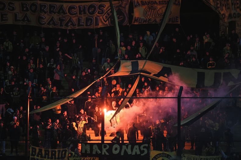 peñarol campeon del siglo afp.jpg