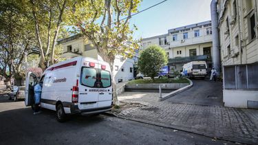 Uruguay cruzó la barrera de los 2.500 fallecidos con COVID-19