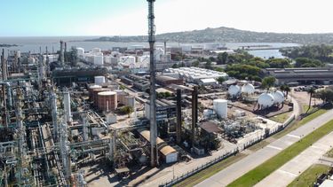 Refinería de La Teja.