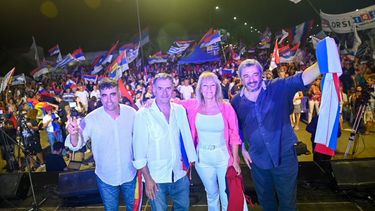 Precandidatos FA críticos con el gobierno.