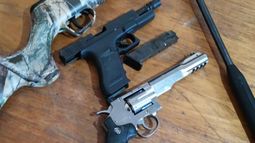 Detuvieron a dos hombres con armas y drogas en San Carlos