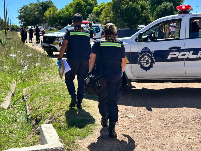 Homicidio en La Cruz de Carrasco: mataron a un hombre de 45 años en la vía pública