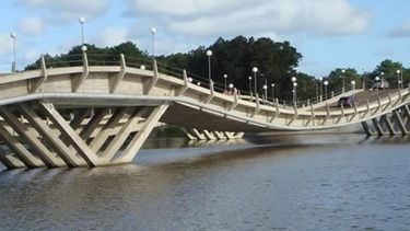 Intendente Antía consideró que el Puente de La barra tiene un riesgo latente de caer