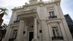 El Senado aprobó aumento presupuestal para la INDDHH con votos del FA y parte del Partido Colorado