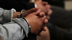 Incautaron 61 dosis de pasta base y $12.700 en una casa de Toledo