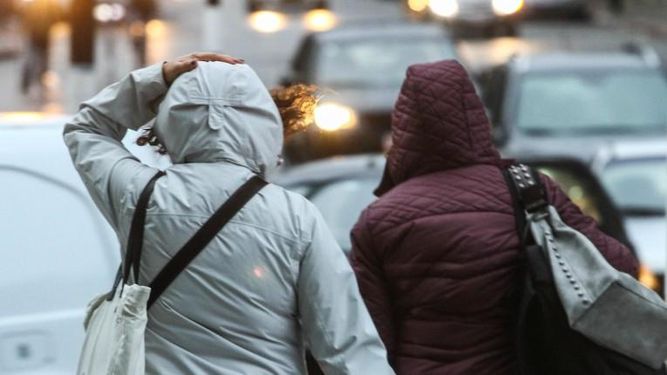 El episodio de lluvias ocurrirá en la madrugada del domingo, señaló meteorólogo, que alertó por vientos
