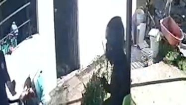 Balearon a un repartidor en Barrio Abayubá: los delincuentes lo venían siguiendo en una moto
