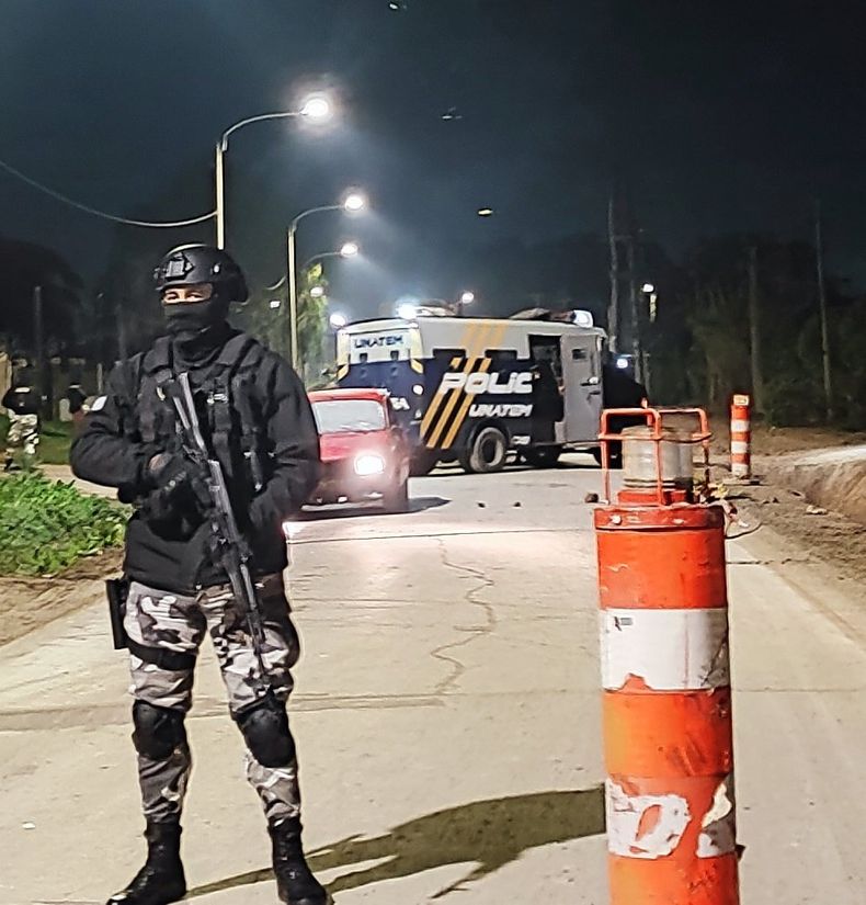 Doble homicidio en Manga: dos personas fueron asesinadas a balazos cuando circulaban en un auto