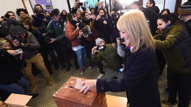 Carolina Cosse votó y afirmó que la fórmula del Frente Amplio está definida hace mucho