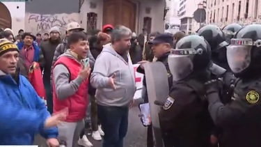 Disturbios y represión en el MTSS en manifestación de trabajadores de la pesca