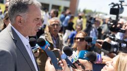 Yamandú Orsi no se niega a analizar propuesta del PIT-CNT, pero aclaró que la posición del Gobierno es clara