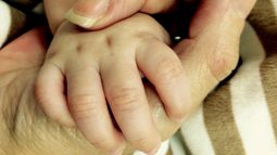 Imputaron a un hombre por abusar sexualmente de su bebé