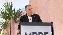 Yamandú Orsi partició de la inauguración de la ampliación de frigorífico y valoró la inversión en el país