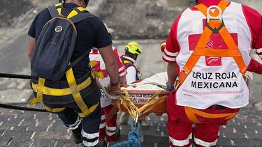 Turista fue asesinada a tiros durante un ataque armado en Teotihuacán; el agresor se suicidó Turista fue asesinada a tiros durante un ataque armado en Teotihuacán; el agresor se suicidó