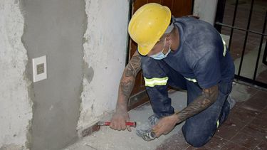 Exreclusos trabajan en obra del Centro de Ingreso Adolescente Femenino