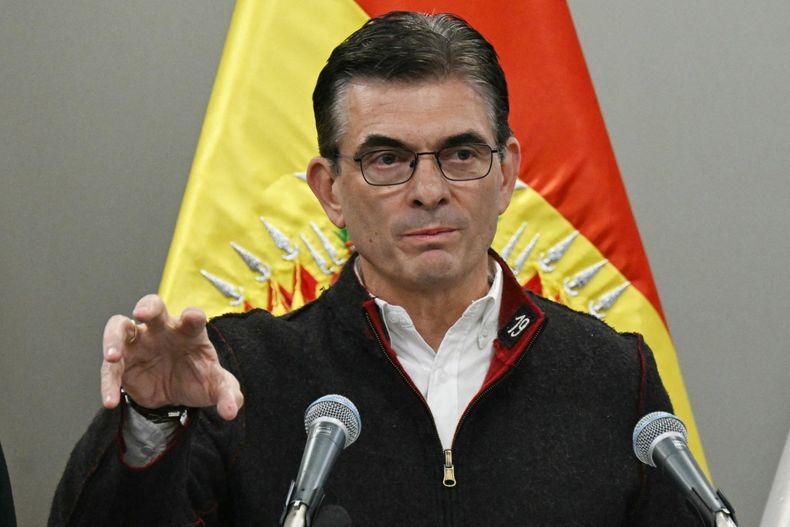 El presidente de Bolivia anunció una reforma de su Ejecutivo luego de semanas de huelgas y protestas