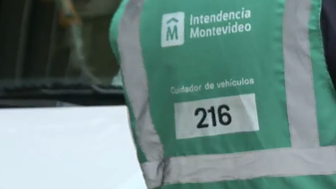 Edil nacionalista de Montevideo propone asignar recursos para fiscalizar cuidacoches