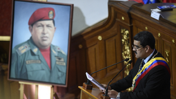 Embajada en Venezuela divide a la interna colorada