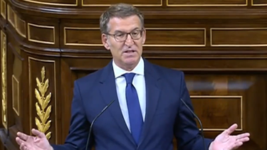 El líder del Partido Popular español, Alberto Núñez Feijóo, se presentó este martes ante el Parlamento para intentar ser investido presidente del gobierno.
