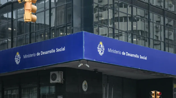 Más de 200.000 hogares reciben asistencia del Estado.
