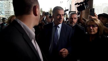 Yamandú Orsi ya está reunido con Lacalle Pou en Torre Ejecutiva