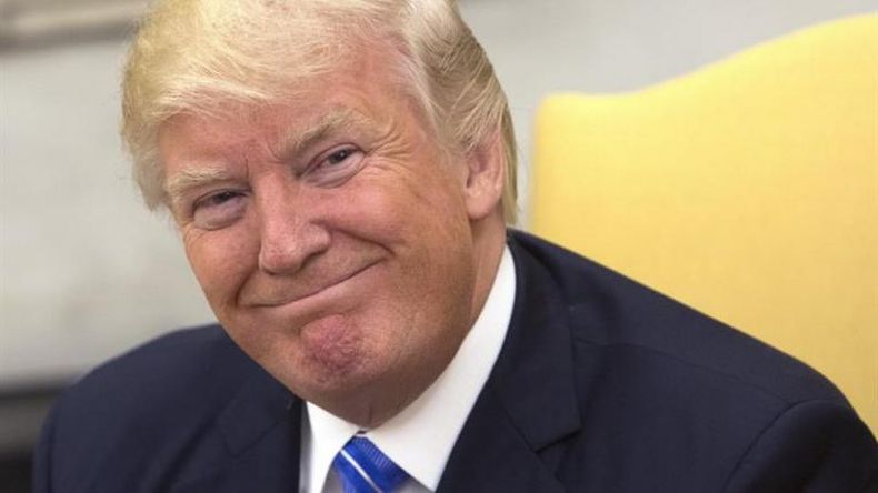 Trump dice que tiene todo el derecho de dar información a Rusia