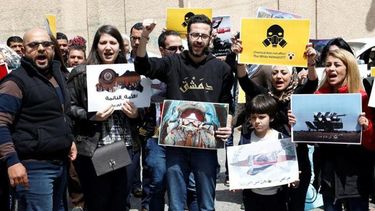 EE.UU. lanzó decenas de misiles sobre base aérea en Siria