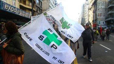Funcionarios de la educación, salud y sector público paran esta semana