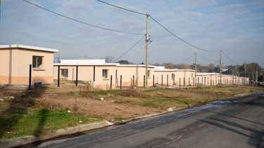 Piedras Blancas: inauguraron viviendas del Proyecto Convive donde 28 familias participaron de la construcción