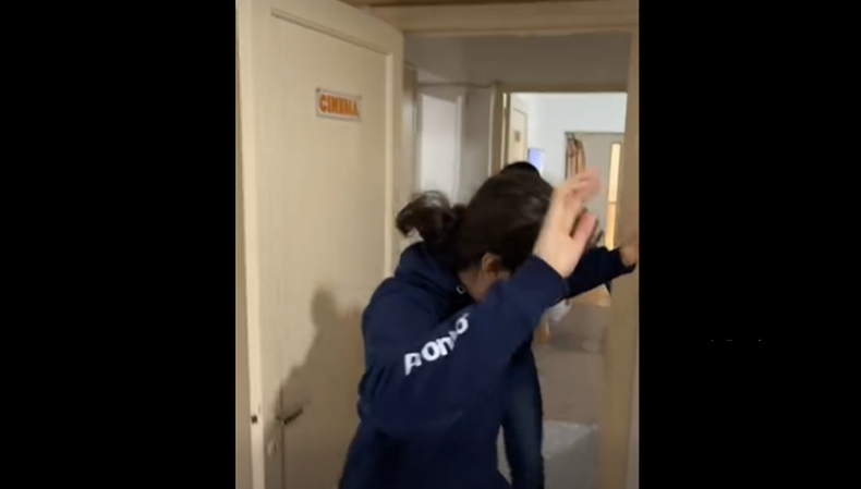 Un violento asalto que no era tal se volvió un video viral