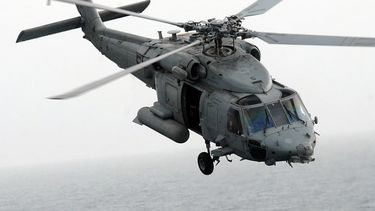 Mueren cinco marinos de EEUU en helicóptero que se estrelló en el Pacífico