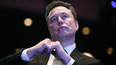 Elon Musk pasó a ser billonario. Elon Musk pasó a ser billonario.