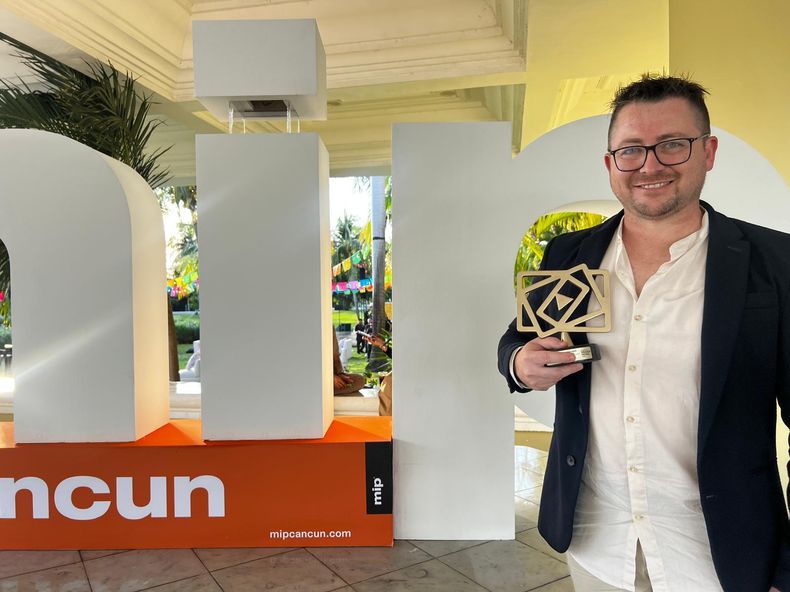 Canal 4 sumó su tercer premio PRODU con "Maestros del Hogar" en MIP Cancún