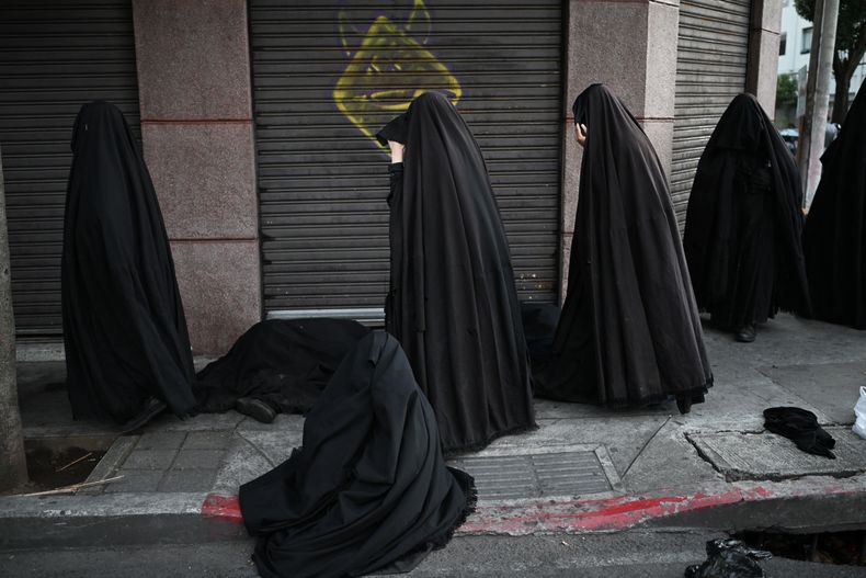 Rescatan a 17 niños vinculados a una secta en Colombia: cinco tenían alerta internacional