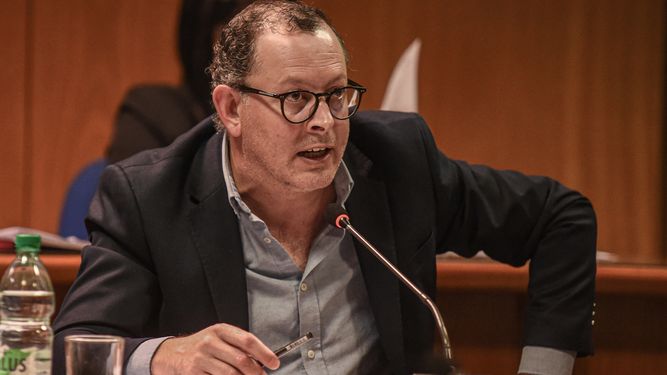 Álvaro Perrone cuestiona pago conjunto de patente y multas y evalúa impulsar cambios legislativos