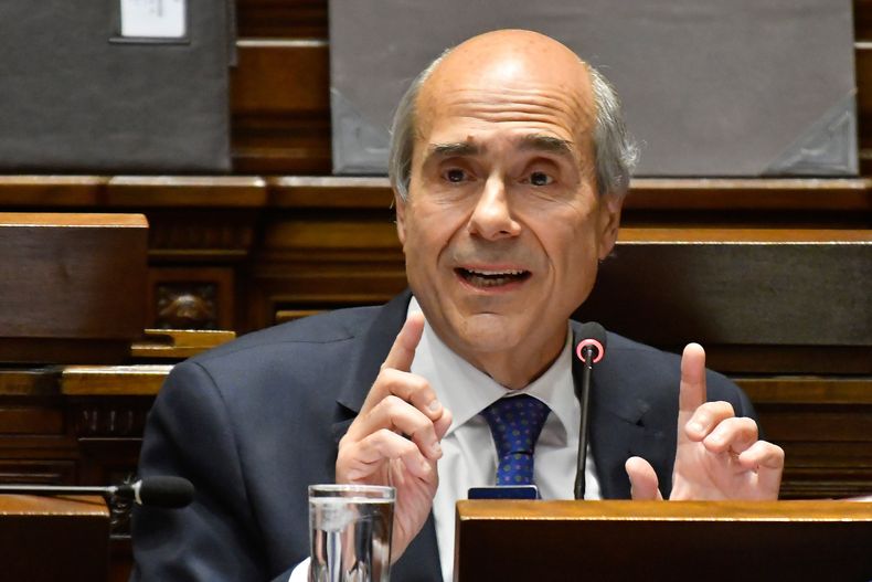 Pablo Abdala presentó pedido de acceso a la información pública sobre litigio internacional con Cardama