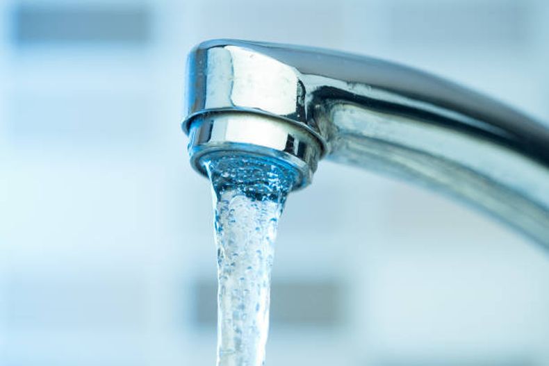 OSE realizará cortes programados de agua este viernes en Montevideo, Colonia, Lavalleja y Rocha