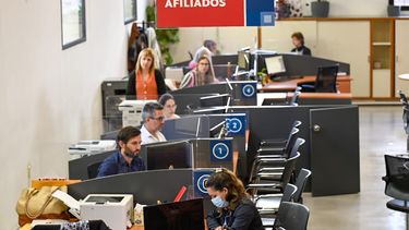 Caja de Profesionales suma nueva vía de comunicación para consultas y trámites