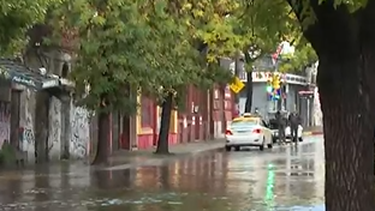Fernández Crespo bajo agua