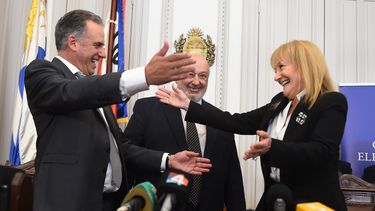 Corte Electoral proclamó a Cosse y Orsi, que agradeció la tranquilidad que ofrece el organismo