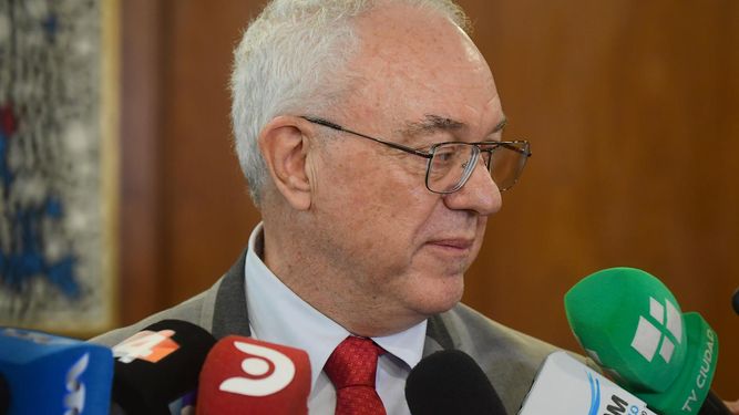 Mario Lubetkin aseguró que Rafael Correa no tiene ningún requerimiento del sistema internacional de Justicia