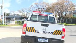 Investigan el caso de un hombre baleado por la espalda que apareció herido en La Teja