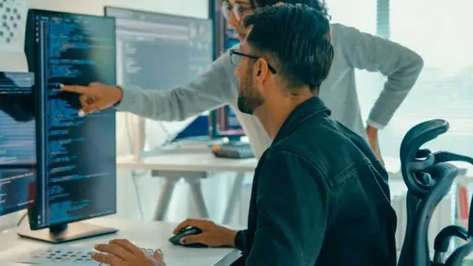 Uruguay alcanzó récord de empleo en 2025 y cambió lo que buscan las empresas