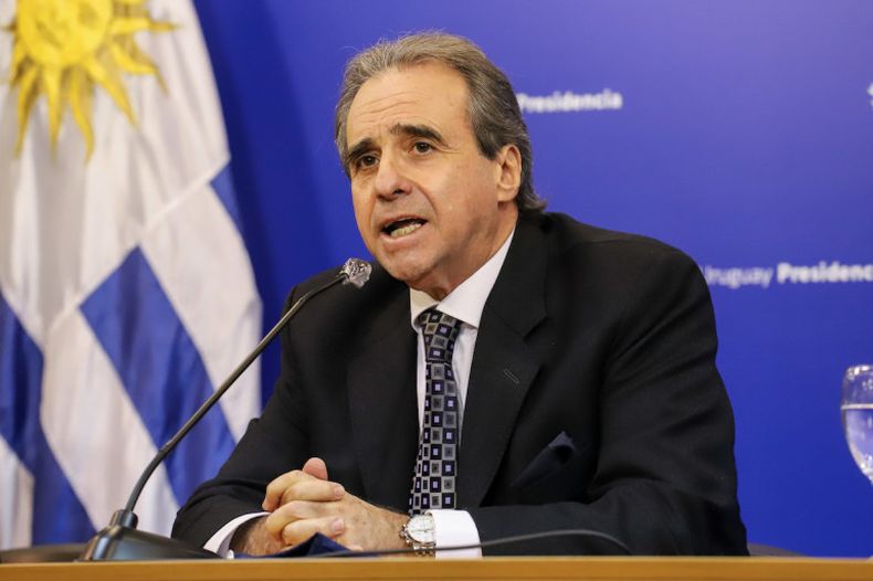 Conectividad aérea: dos líneas low cost comenzarán a volar a Uruguay