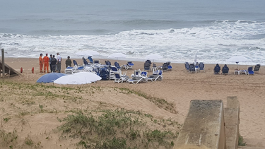 Durante el procedimiento se retiraron 21 sombrillas, 34 sillas de playa y nueve mesas ratonas