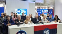 “Este Frente Amplio es cada vez más amplio”, destacó Yamandú Orsi | @tato_olmos