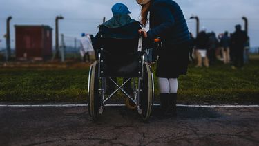 batalla por la inclusion: personas con discapacidad enfrentan el desafio de las calles en uruguay